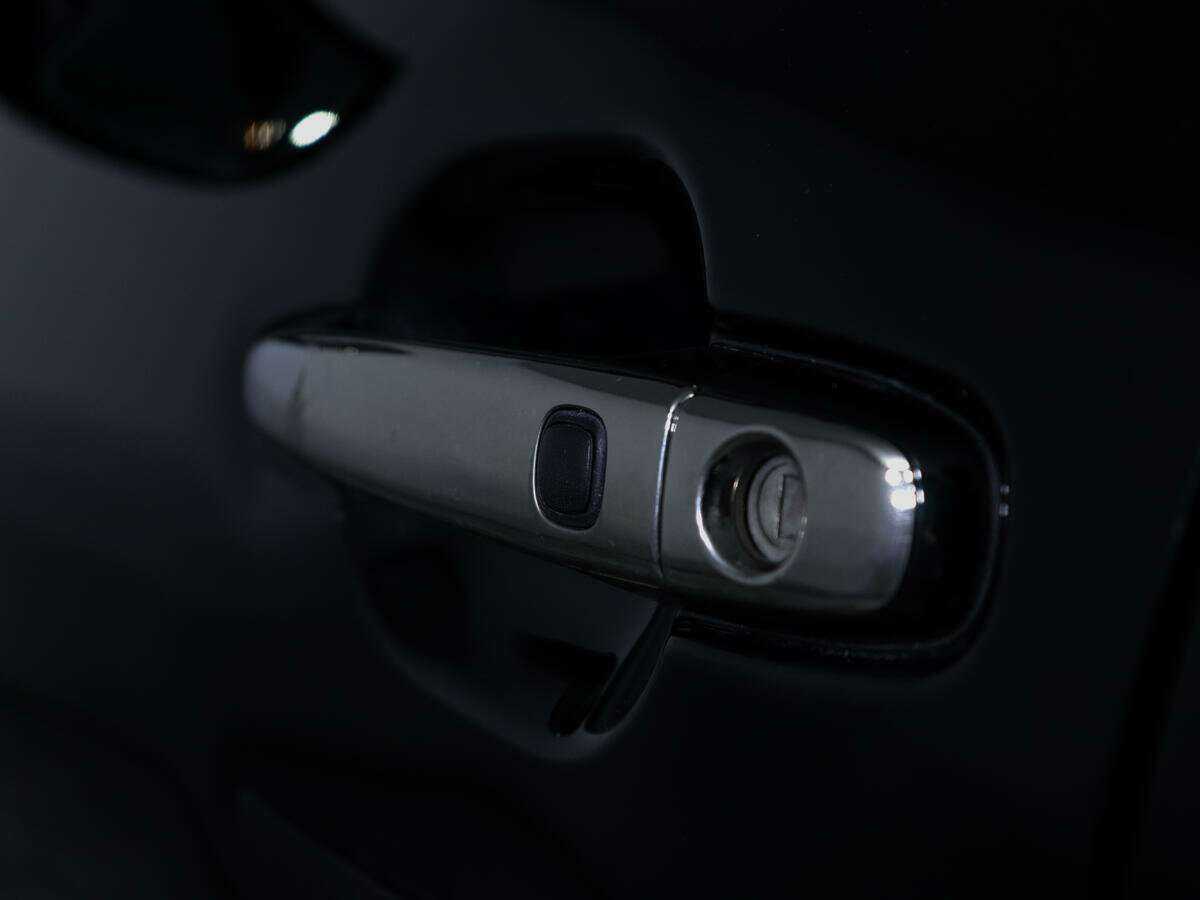 Toyota Highlander, 2011 Фото №18