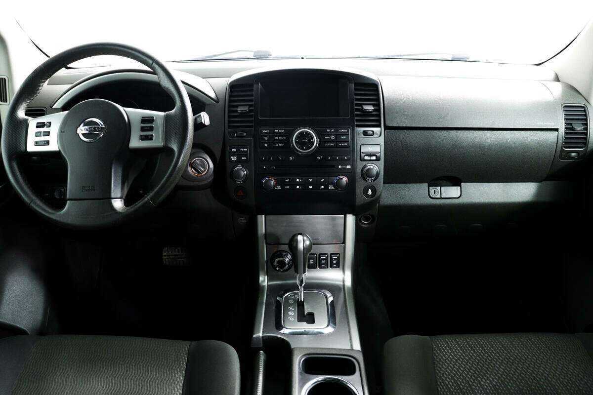 Nissan Pathfinder, 2011 Фото №11