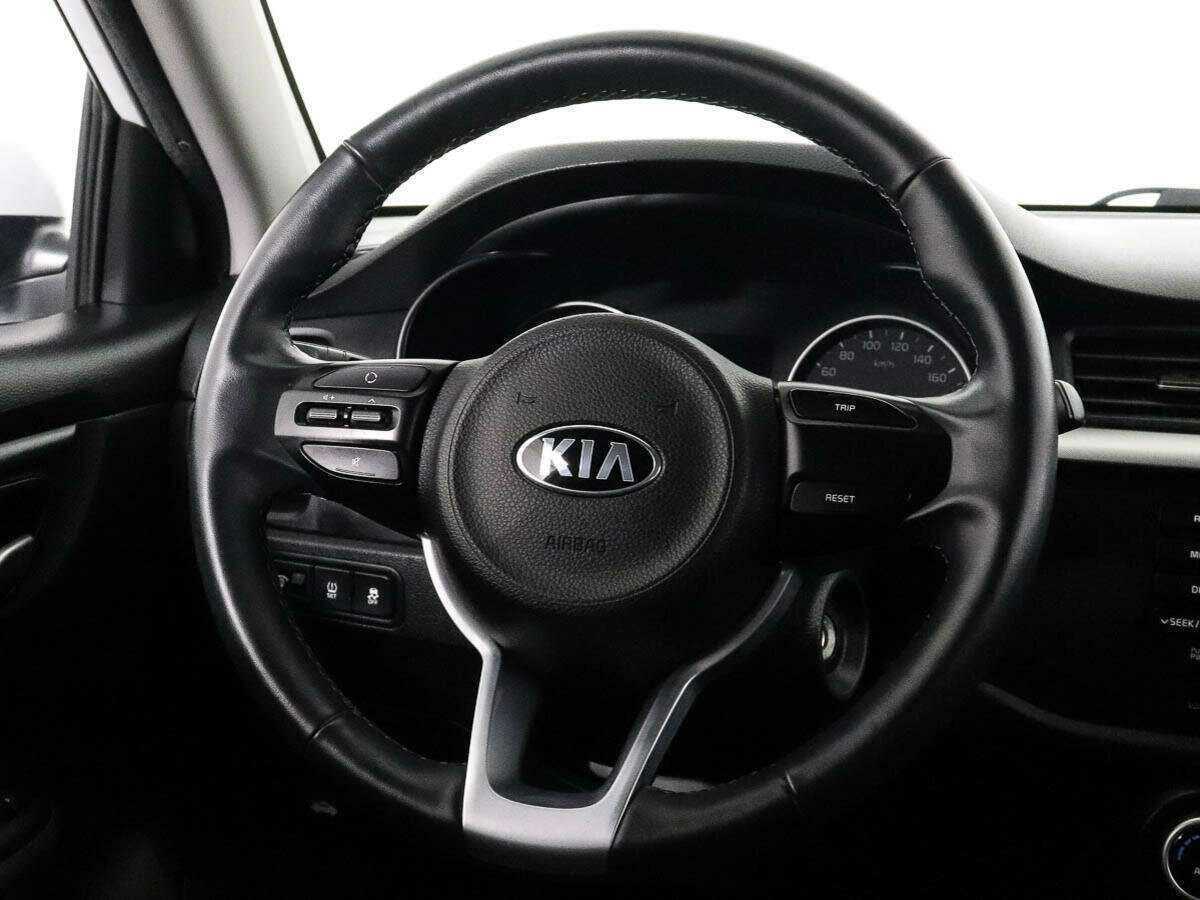 Kia Rio X-Line, 2020 Фото №11
