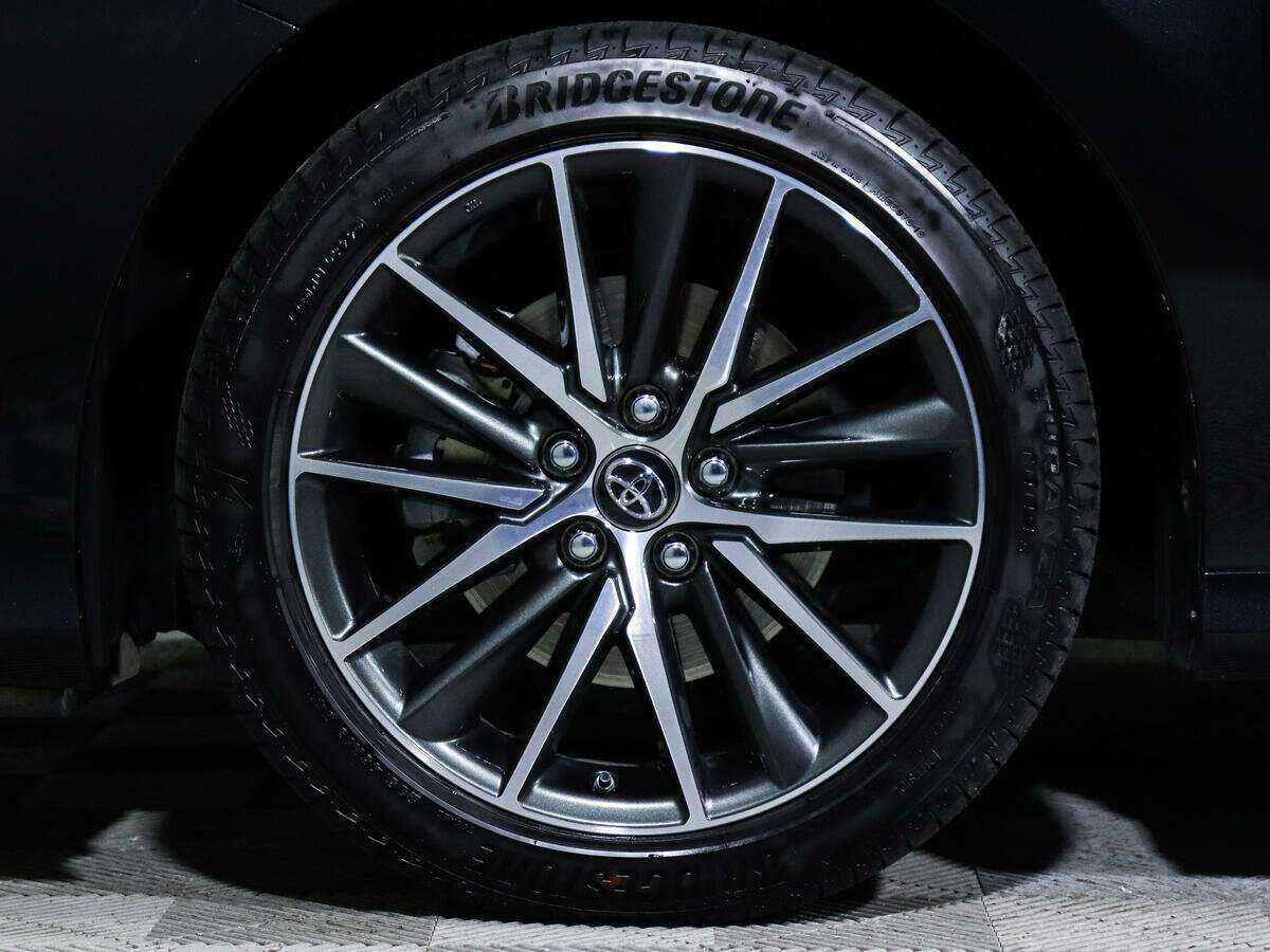 Toyota Camry, 2022 Фото №18