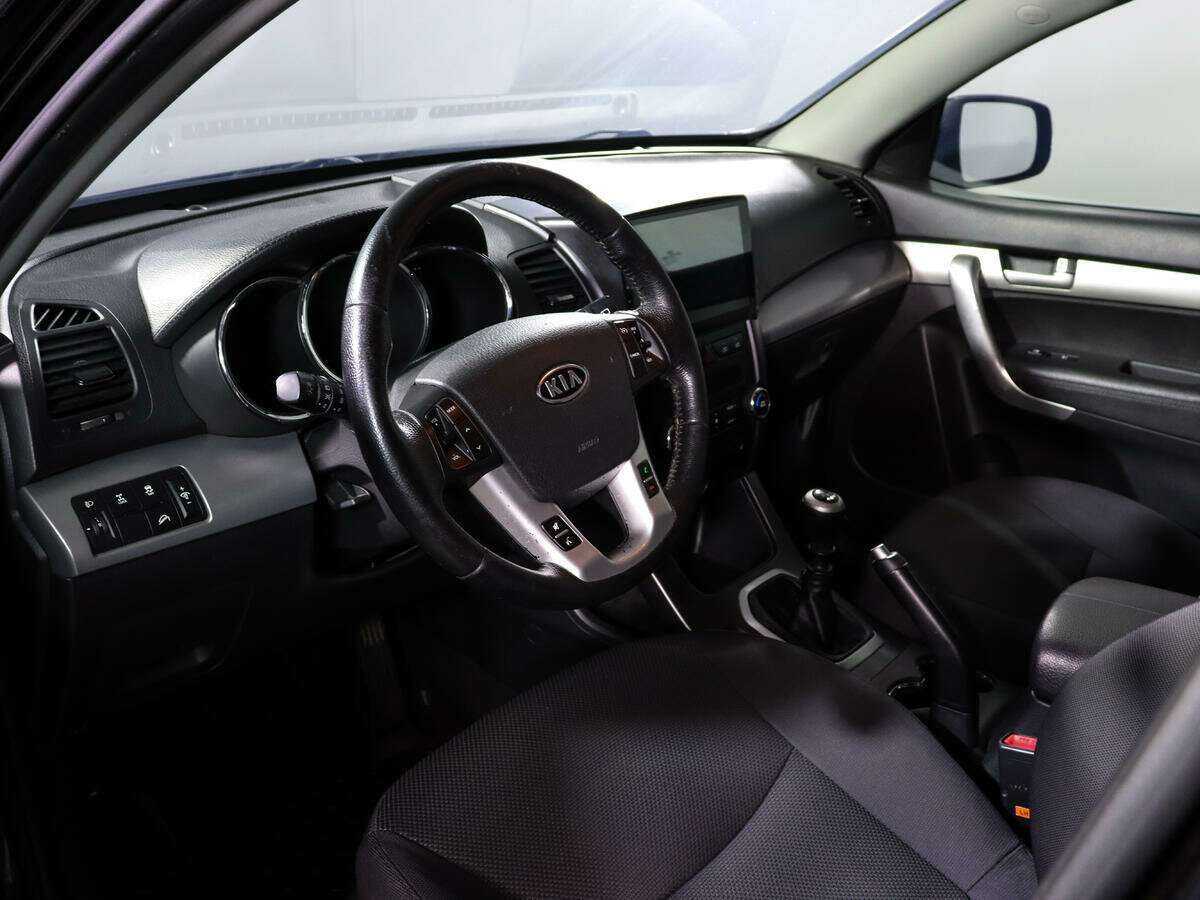 Kia Sorento, 2011 Фото №11
