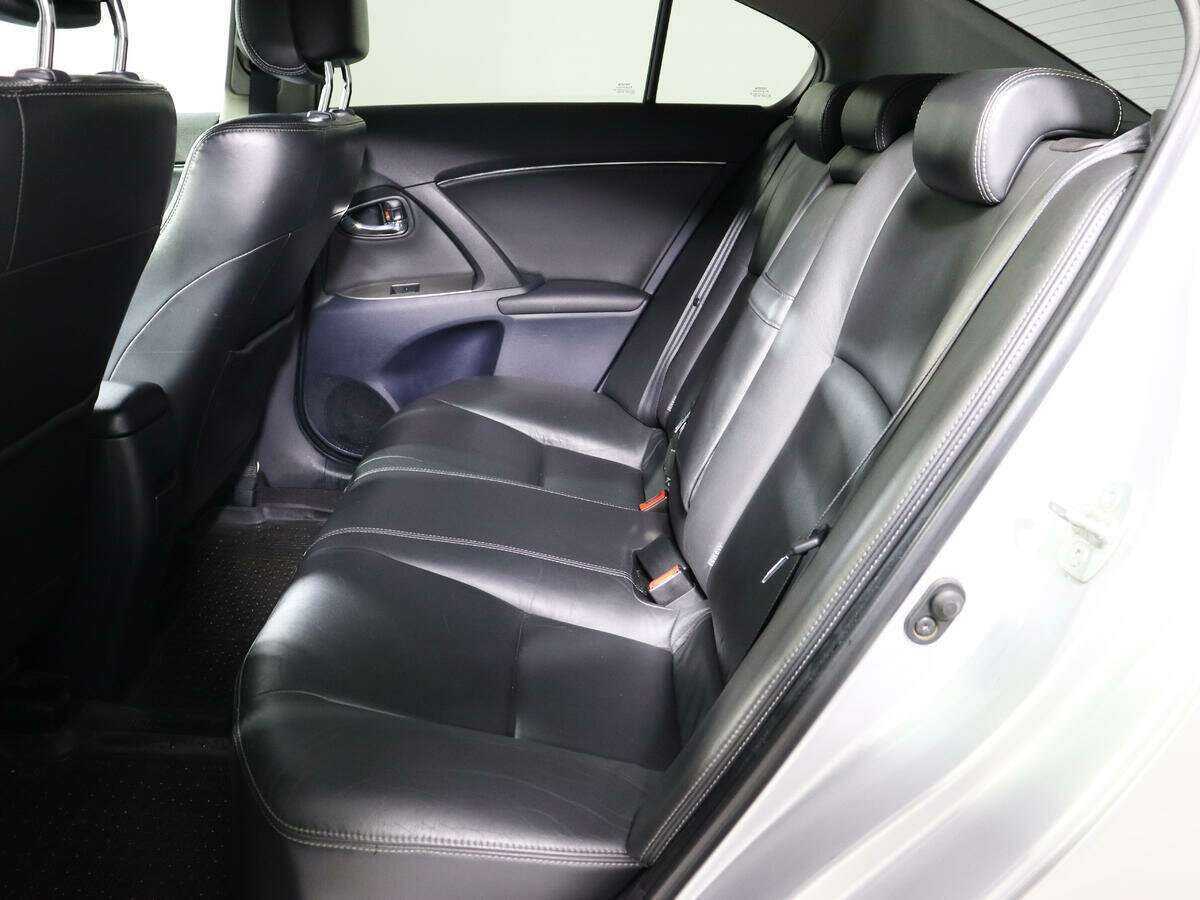 Toyota Avensis, 2011 - 126 000 км. | Фото №6