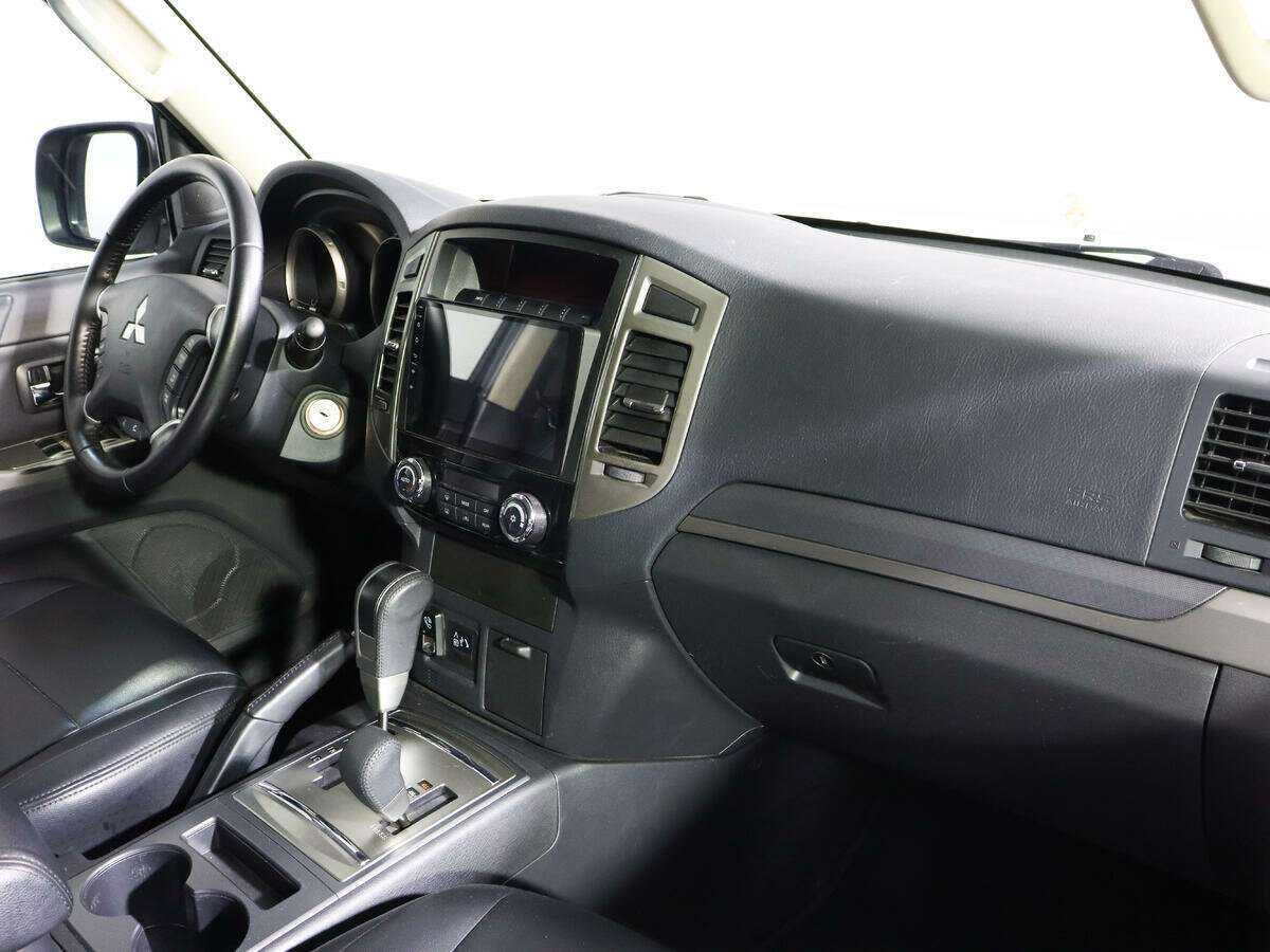 Mitsubishi Pajero, 2021 - 31 949 км. | Фото №6