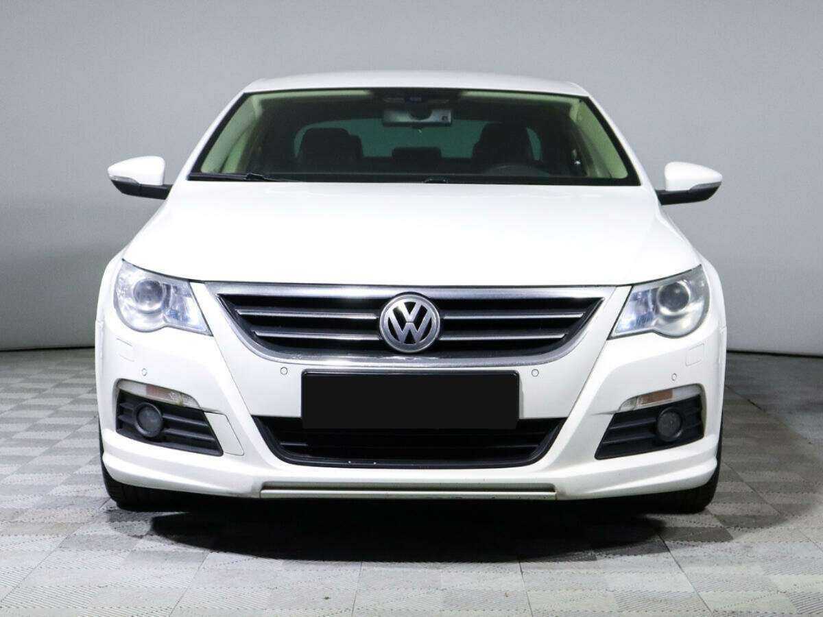 Volkswagen Passat CC, 2011 - 148 000 км. | Фото №2