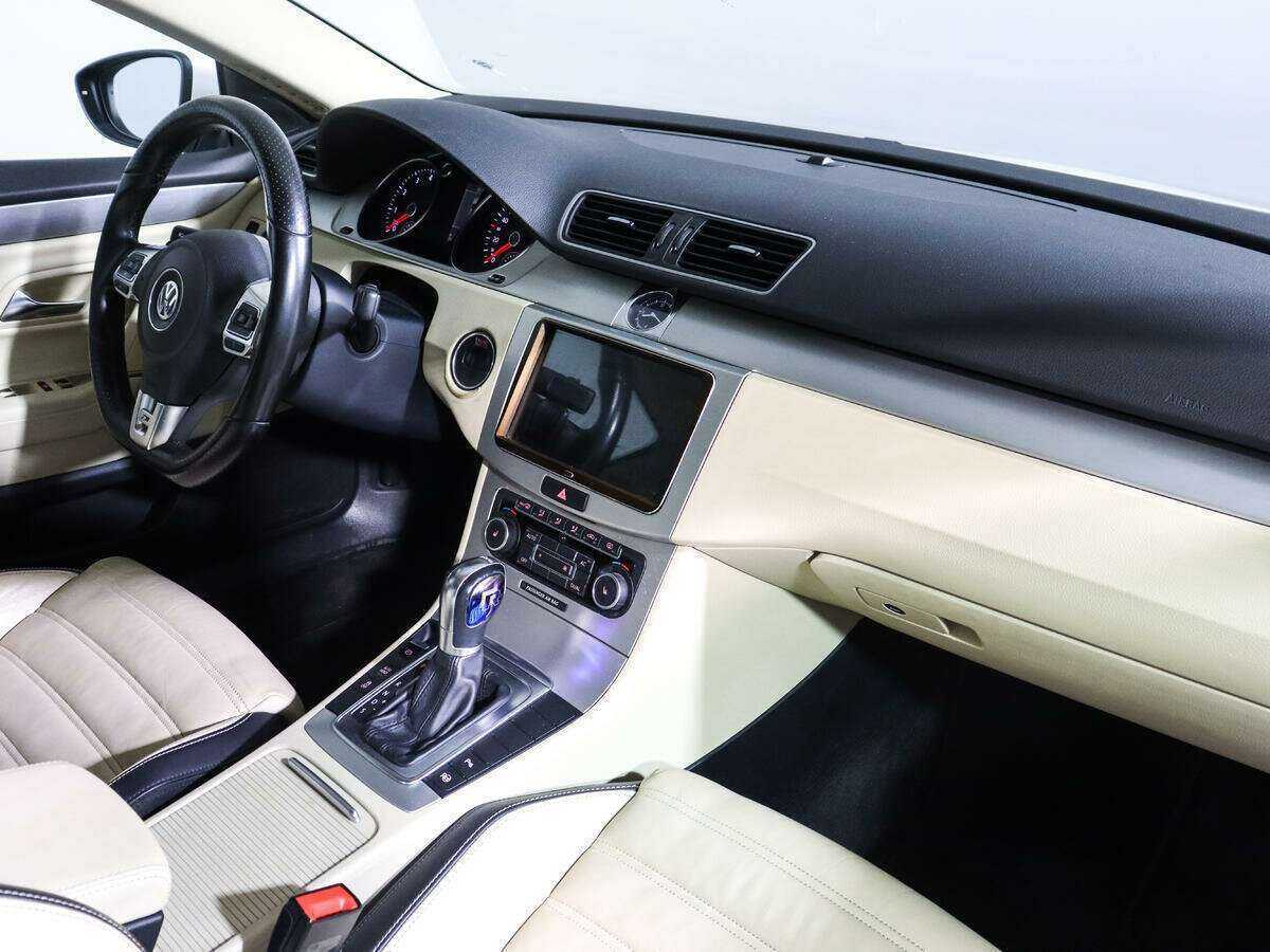 Volkswagen Passat CC, 2011 - 148 000 км. | Фото №7