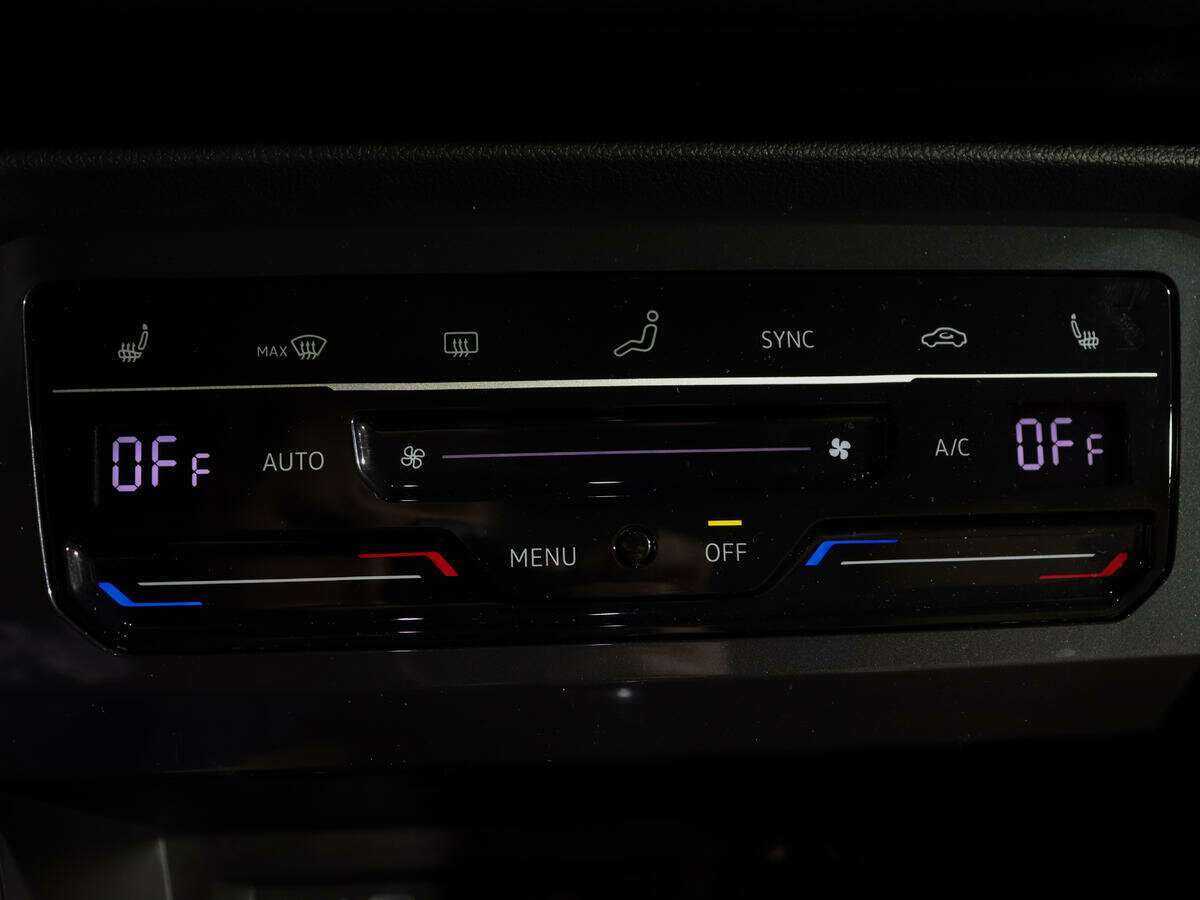 Volkswagen Tiguan, 2022 Фото №16