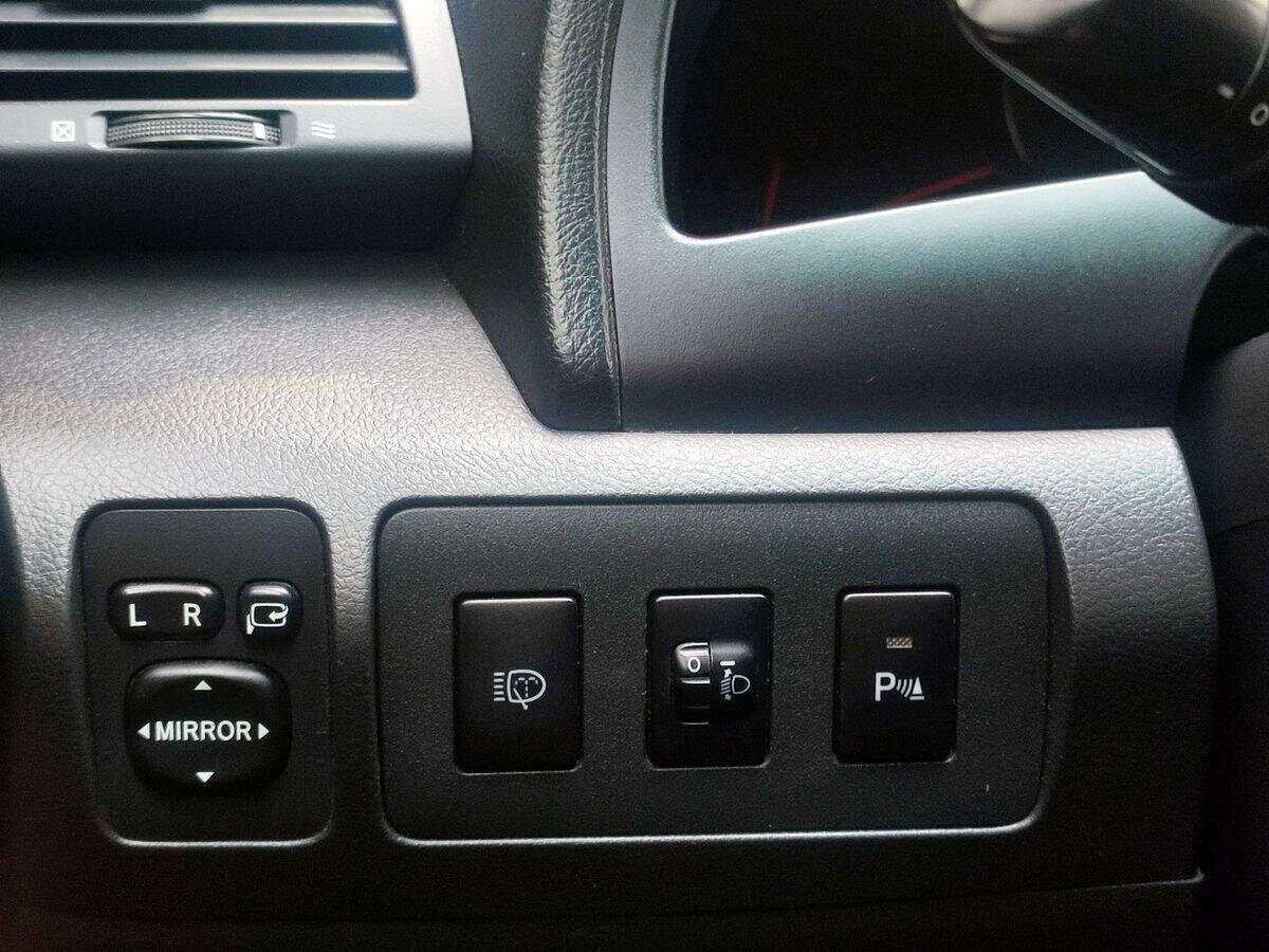 Toyota Camry, 2010 Фото №14