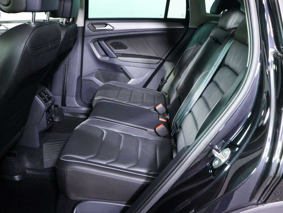 Volkswagen Tiguan, 2021 Фото №10