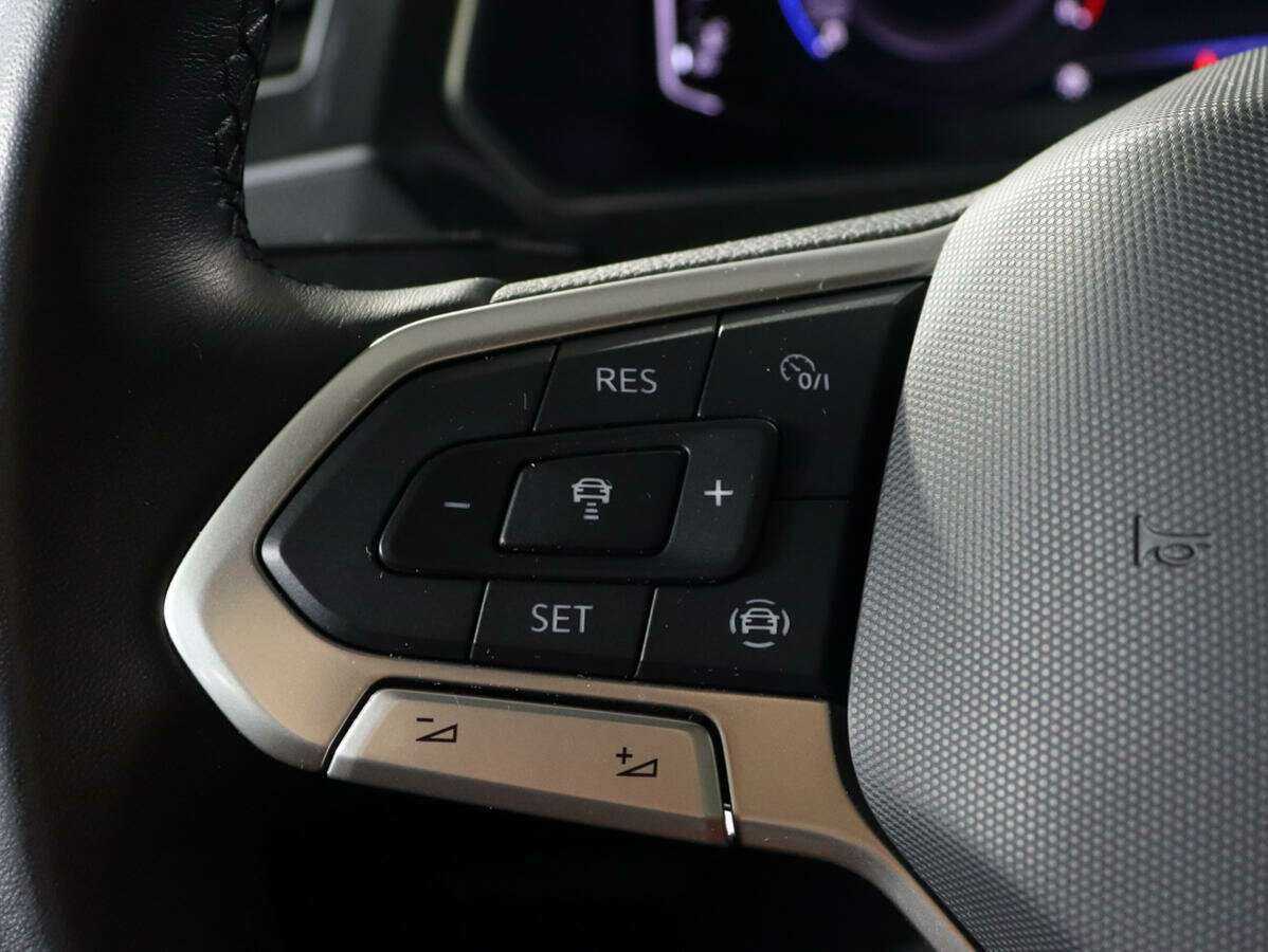 Volkswagen Tiguan, 2021 Фото №26