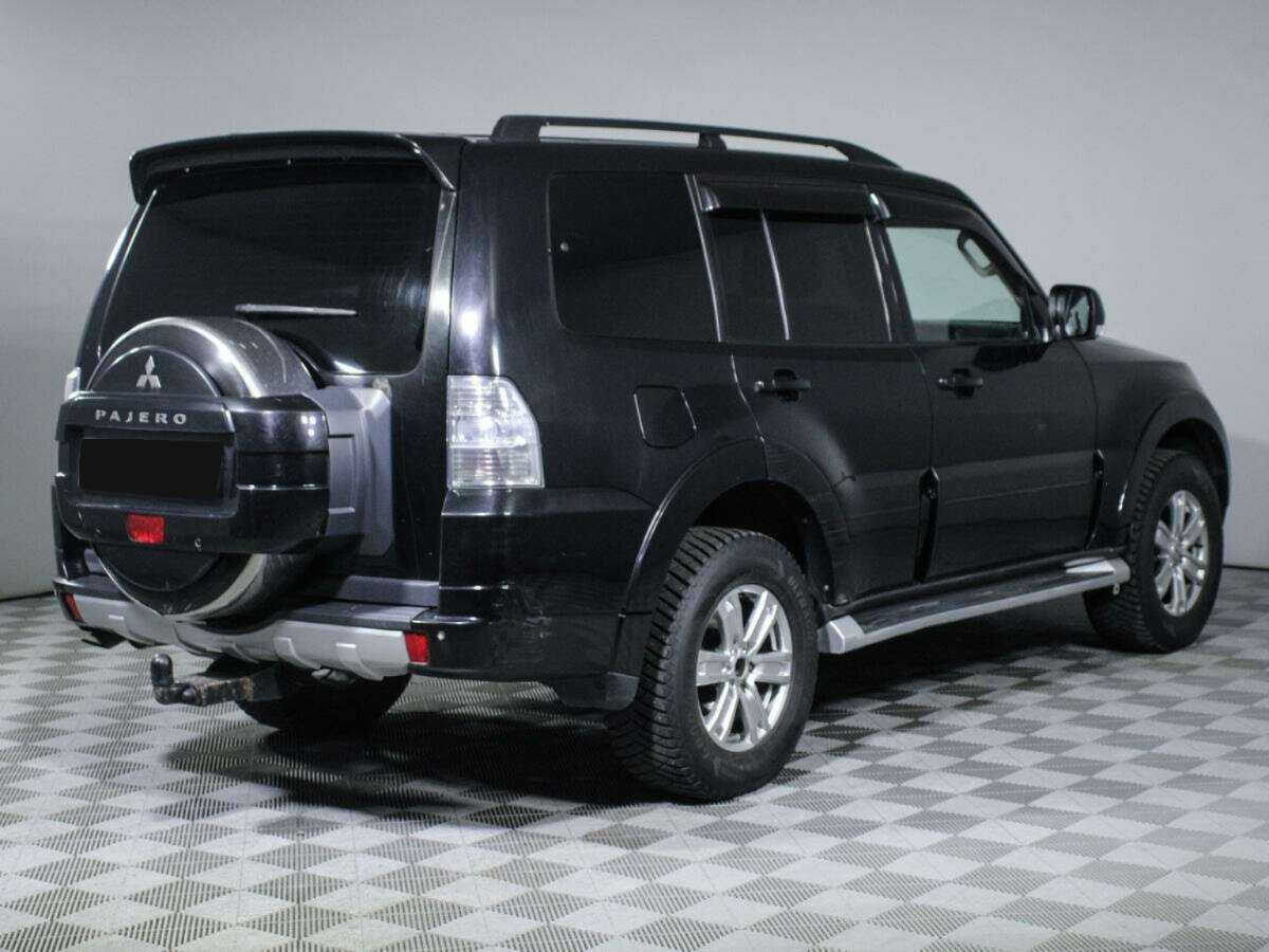 Mitsubishi Pajero, 2011 - 284 635 км. | Фото №4