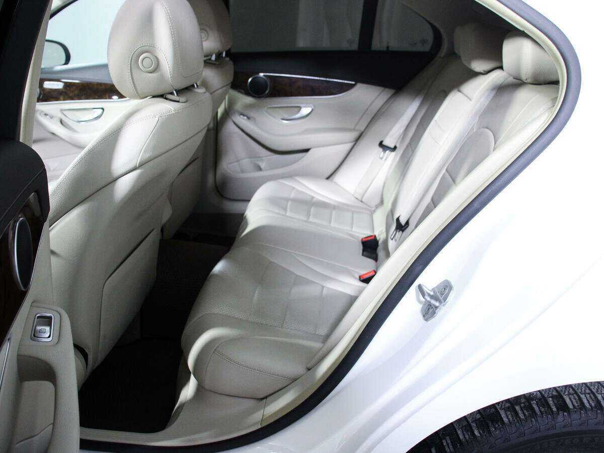 Mercedes-Benz C-Класс 180, 2014 - 98 000 км. | Фото №7