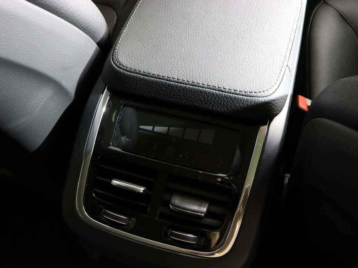 Volvo XC90 Recharge, 2020 Фото №14