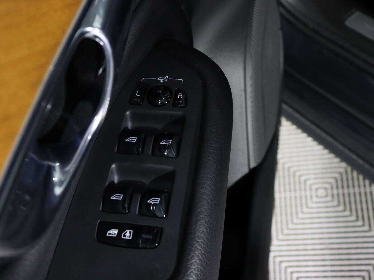 Volvo XC90 Recharge, 2020 Фото №17