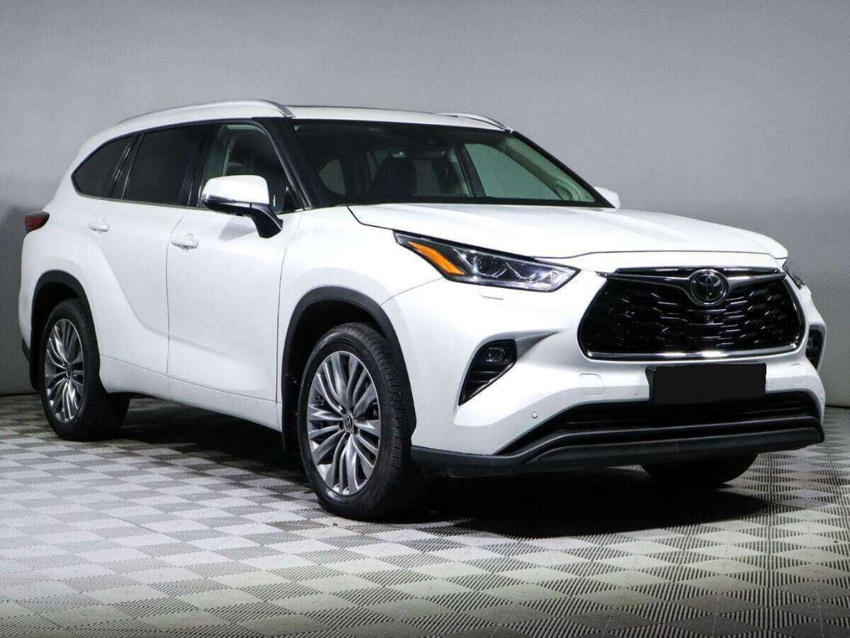 Toyota Highlander, 2022 - 4 278 км. | Фото №3