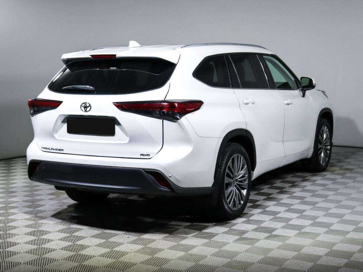 Toyota Highlander, 2022 - 4 278 км. | Фото №4