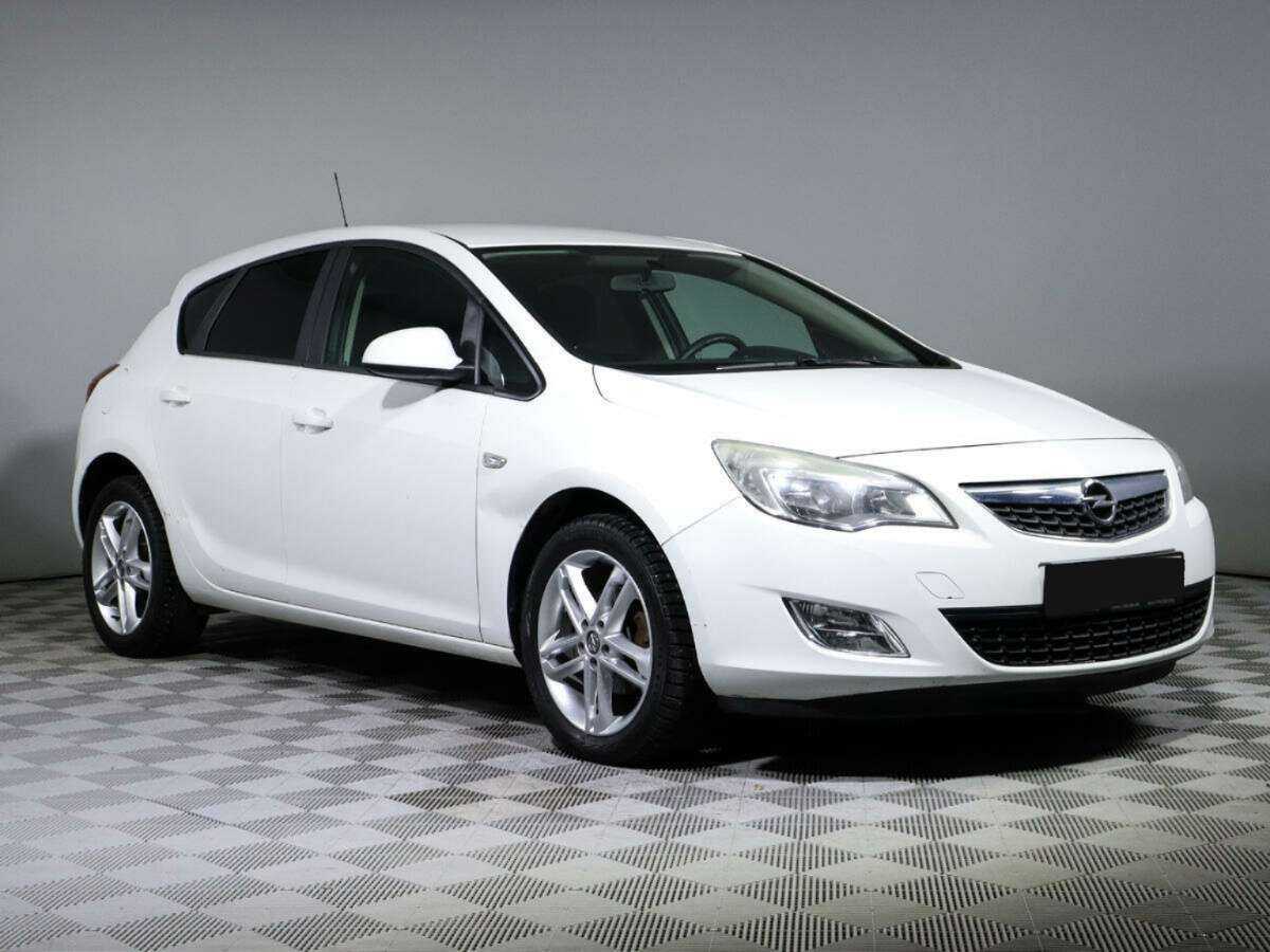 Opel Astra, 2011 - 88 364 км. | Фото №3