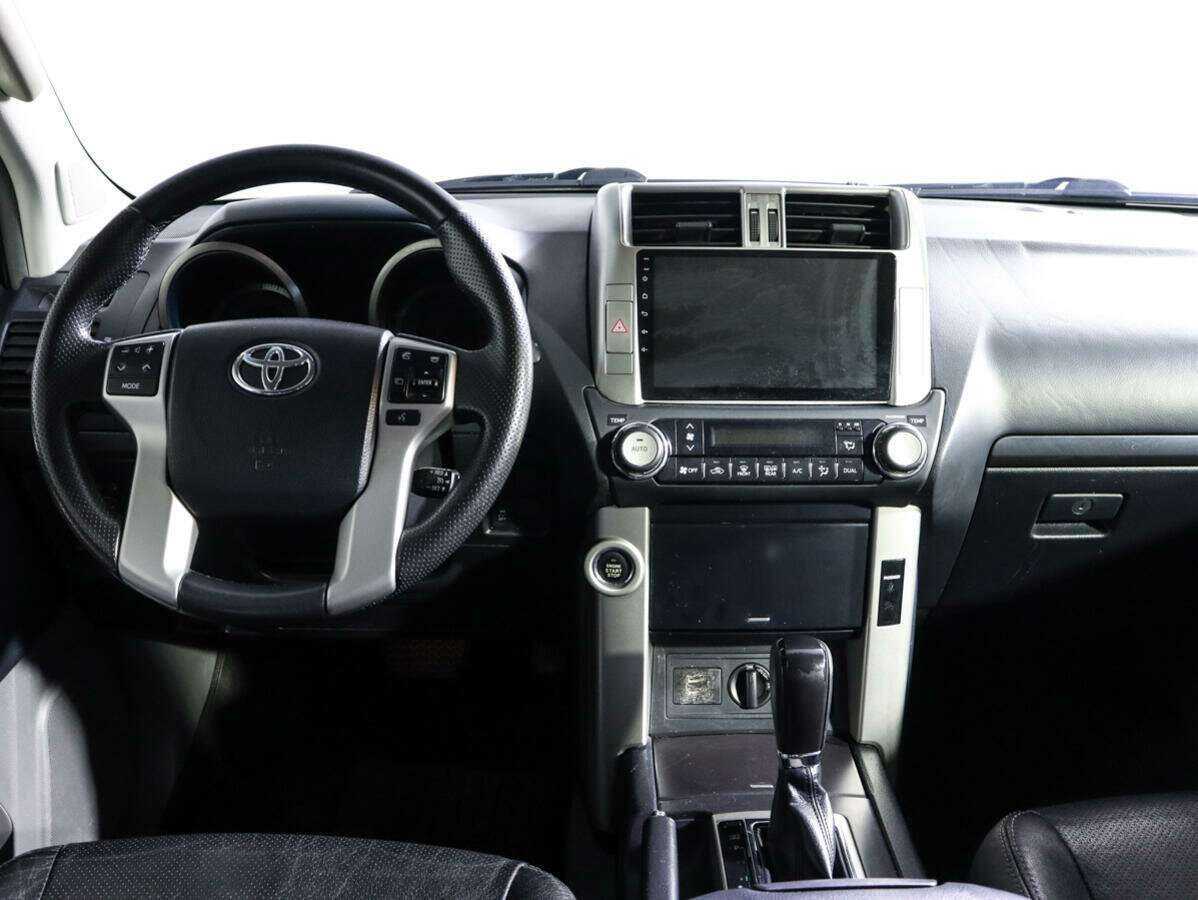 Toyota Land Cruiser Prado, 2011 Фото №12