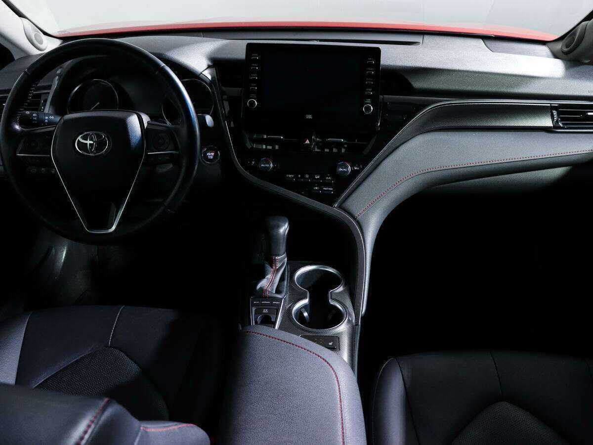 Toyota Camry, 2021 Фото №12