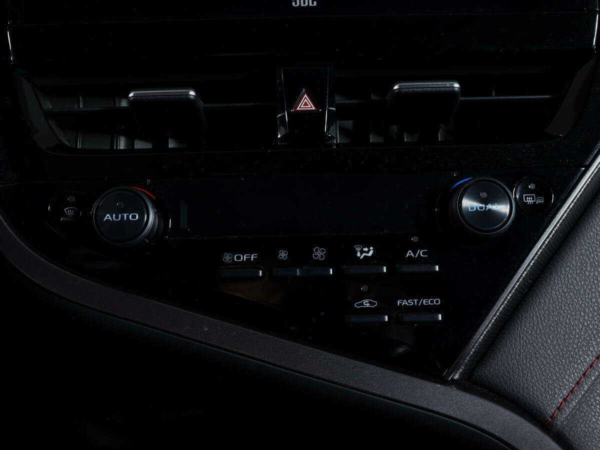 Toyota Camry, 2021 Фото №26