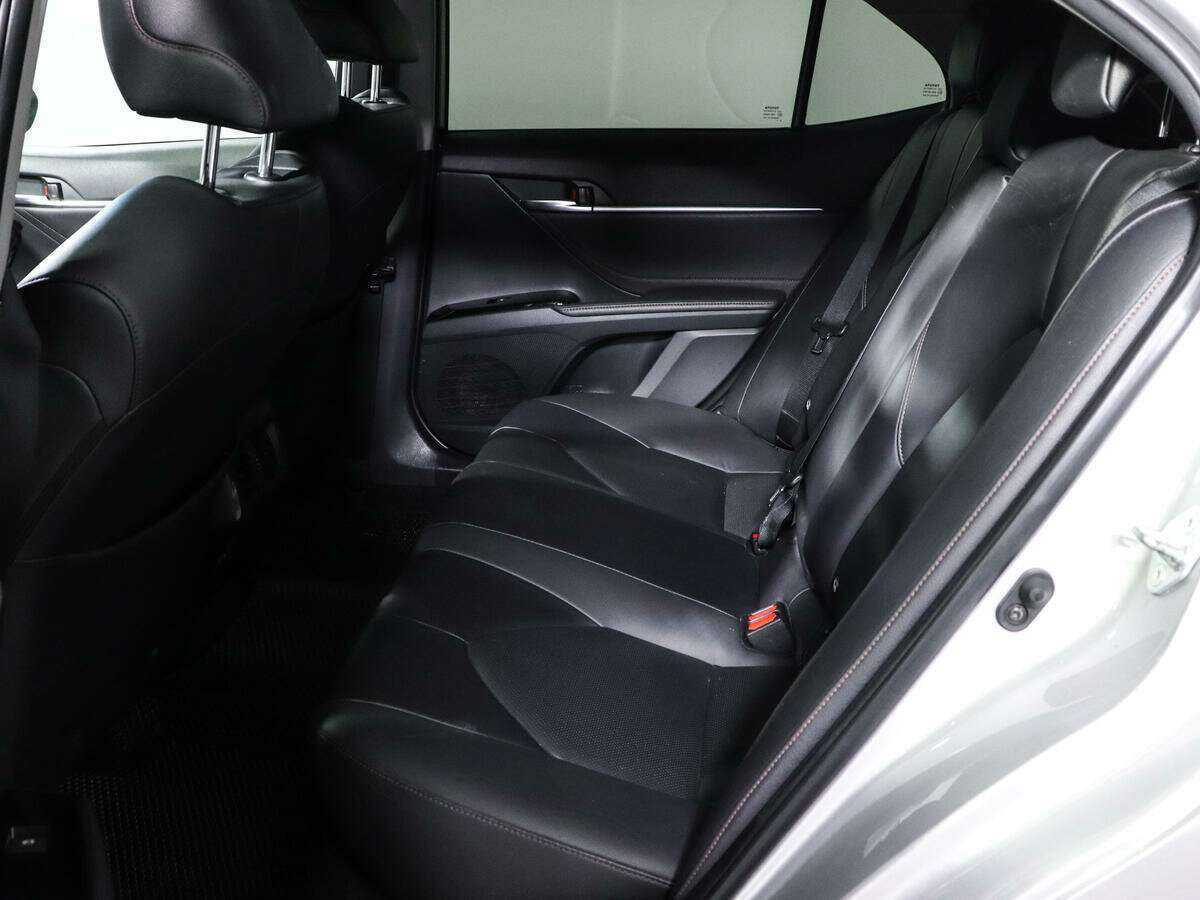 Toyota Camry, 2020 Фото №10