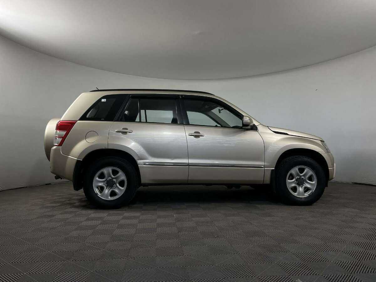 Suzuki Grand Vitara, 2010 Фото №4