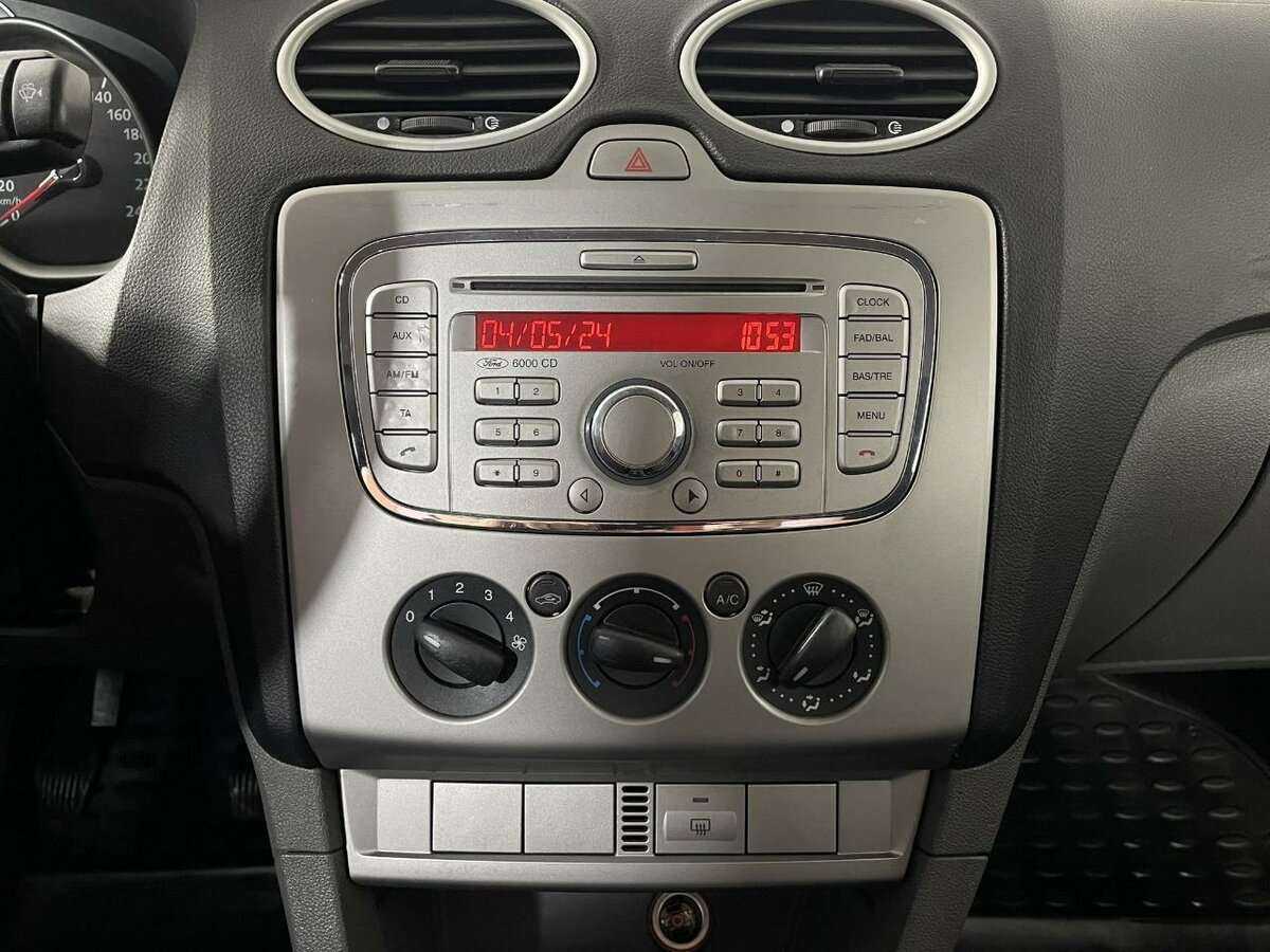 Ford Focus, 2008 Фото №11