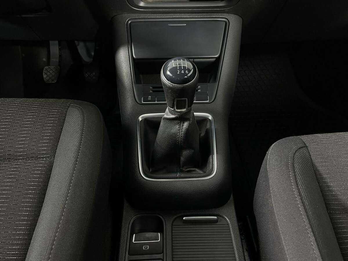 Volkswagen Tiguan, 2011 Фото №13
