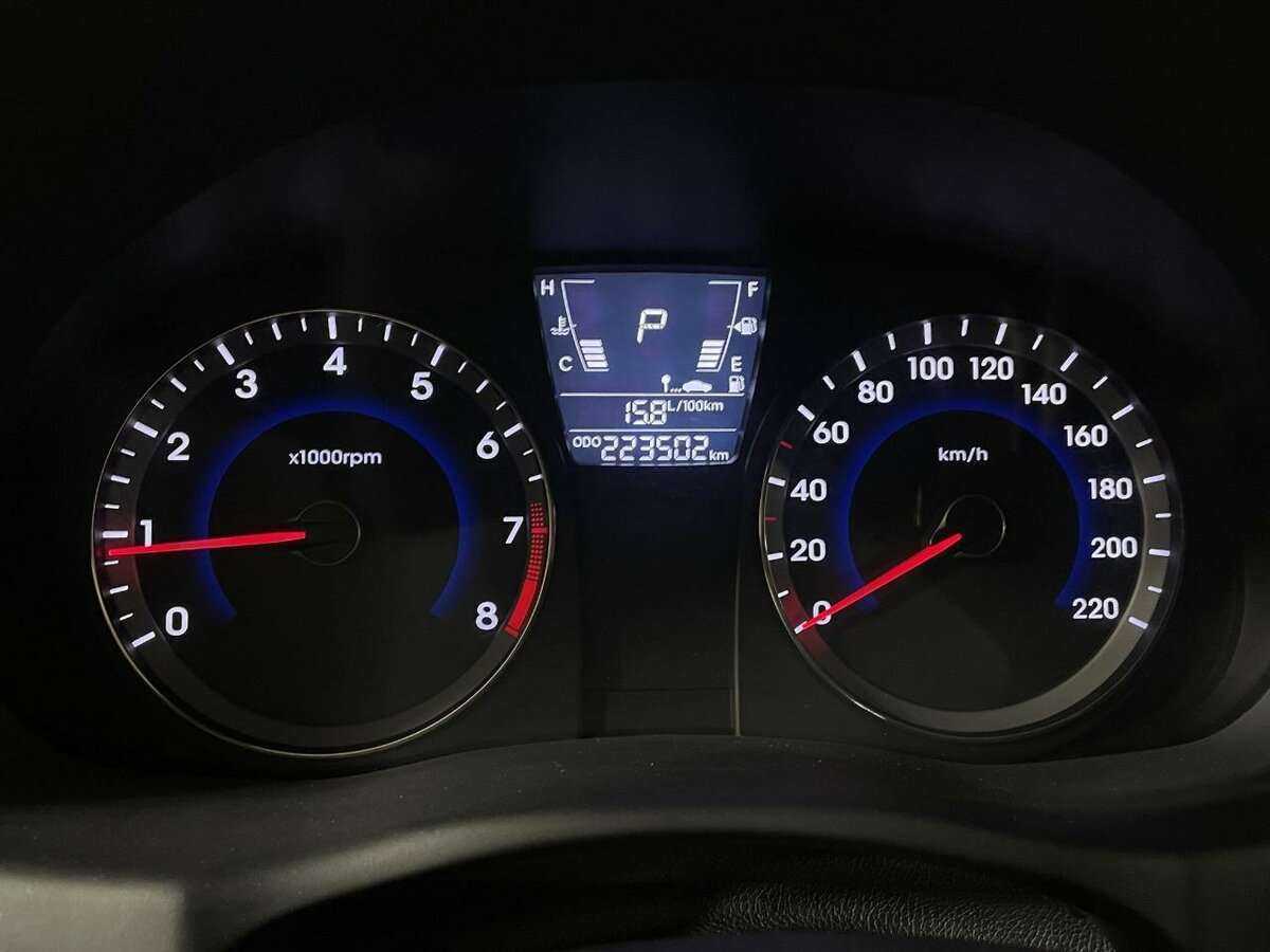 Hyundai Solaris, 2011 Фото №11