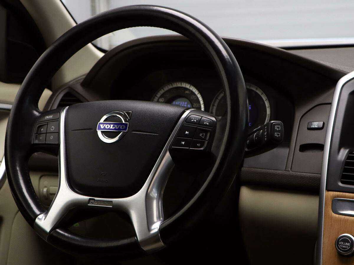 Volvo XC60, 2010 Фото №12