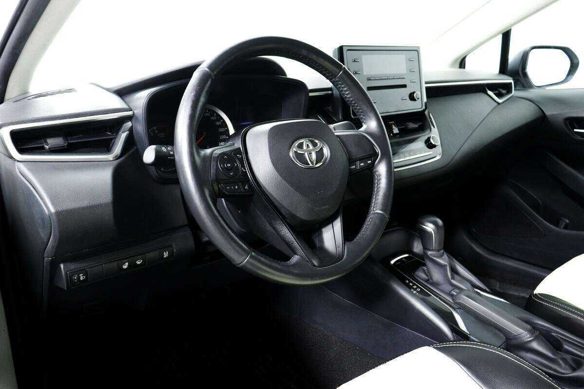Toyota Corolla, 2021 Фото №13