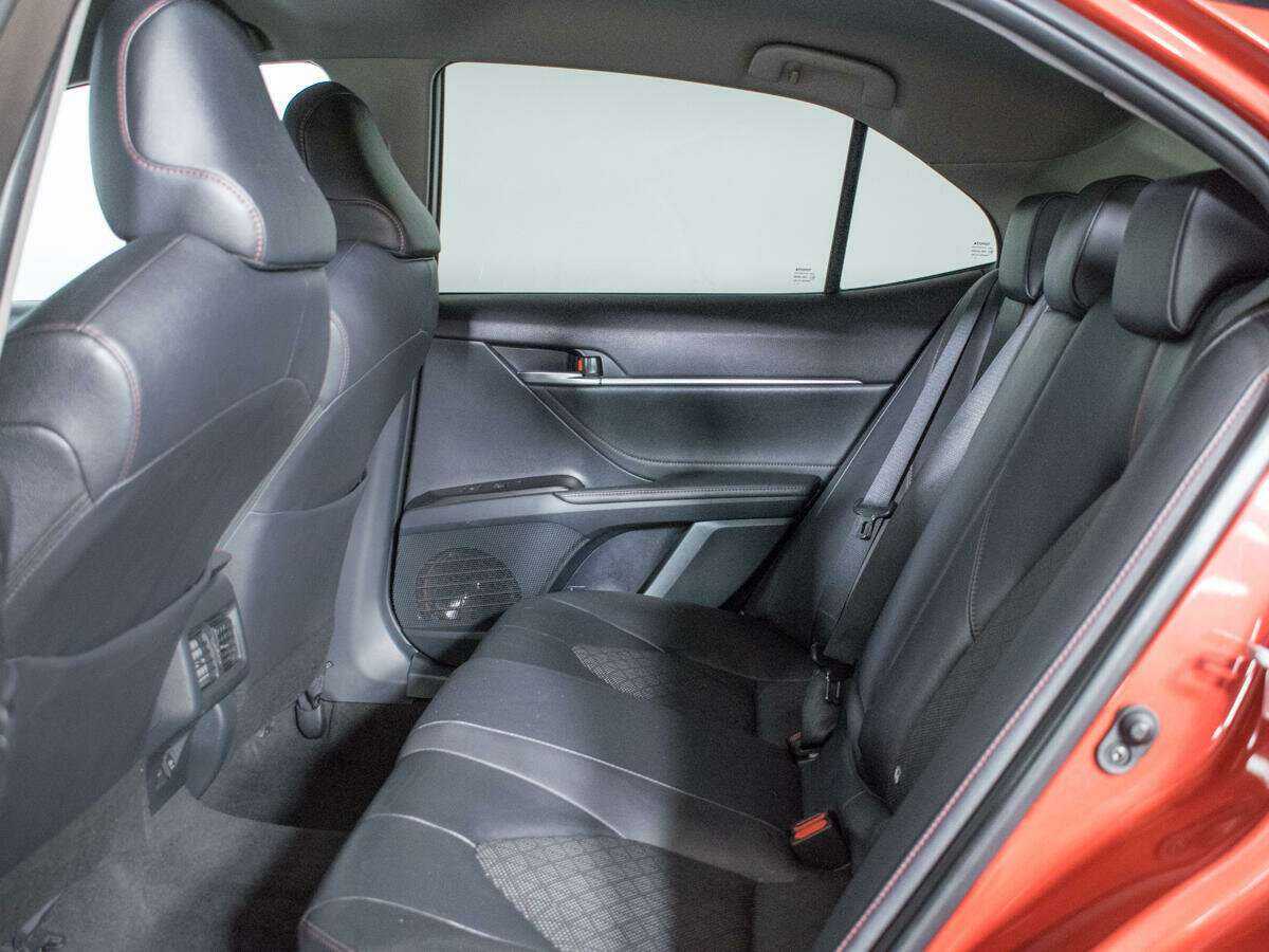 Toyota Camry, 2021 Фото №10