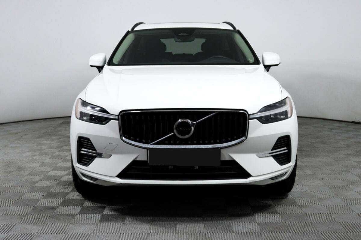 Volvo XC60, 2022 - 15 690 км. | Фото №2