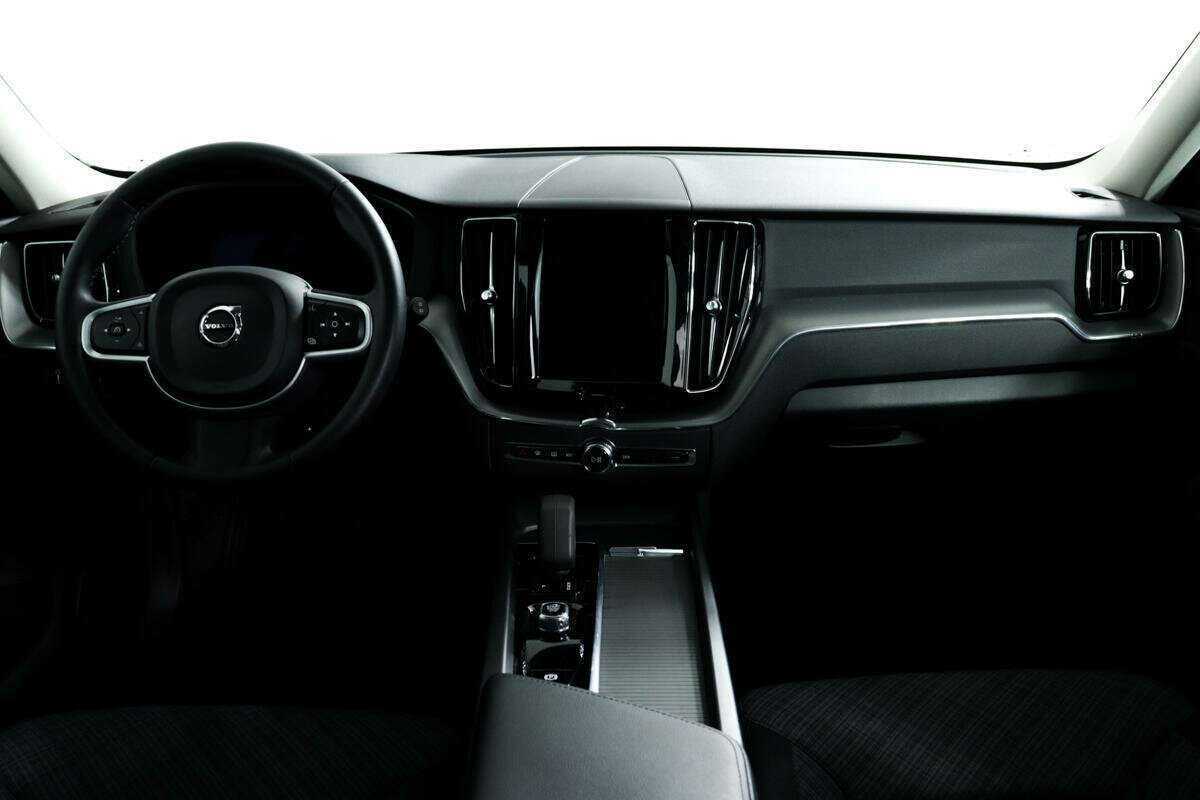 Volvo XC60, 2022 Фото №11