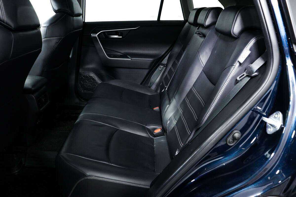 Toyota RAV4, 2020 Фото №12