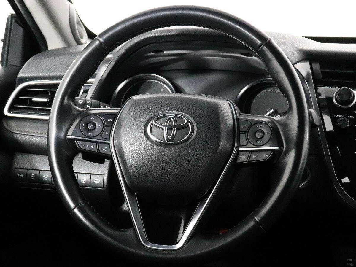 Toyota Camry, 2018 Фото №11