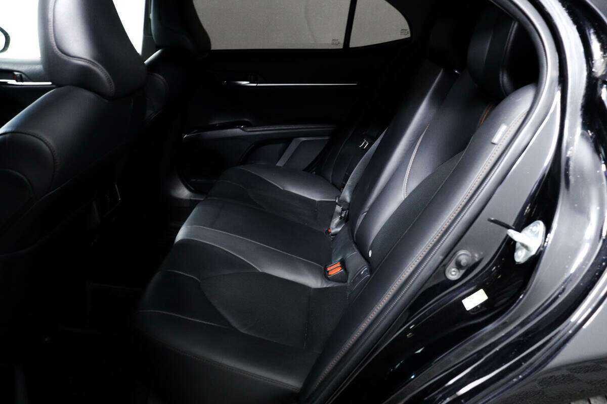 Toyota Camry, 2018 Фото №12