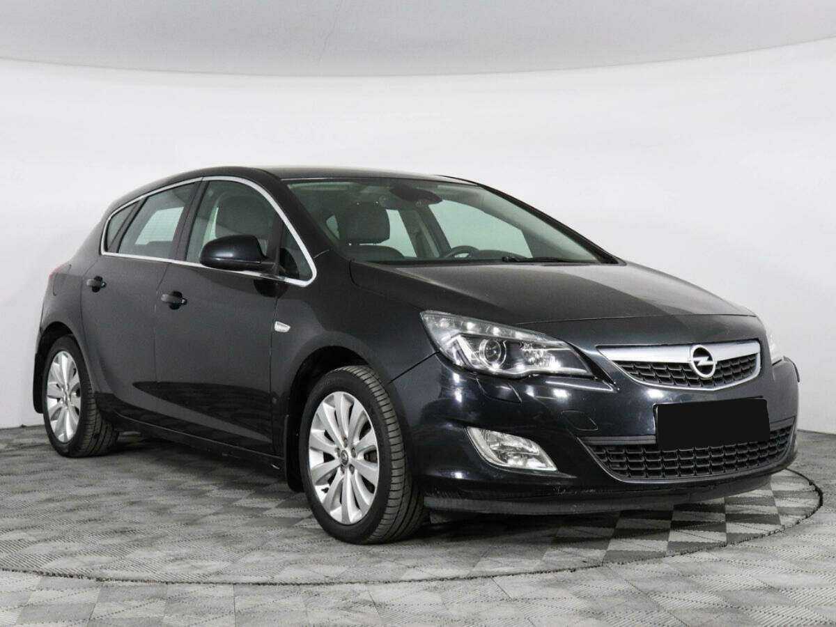 Opel Astra, 2011 - 162 500 км. | Фото №2