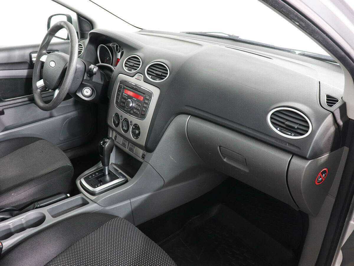 Ford Focus, 2011 Фото №9