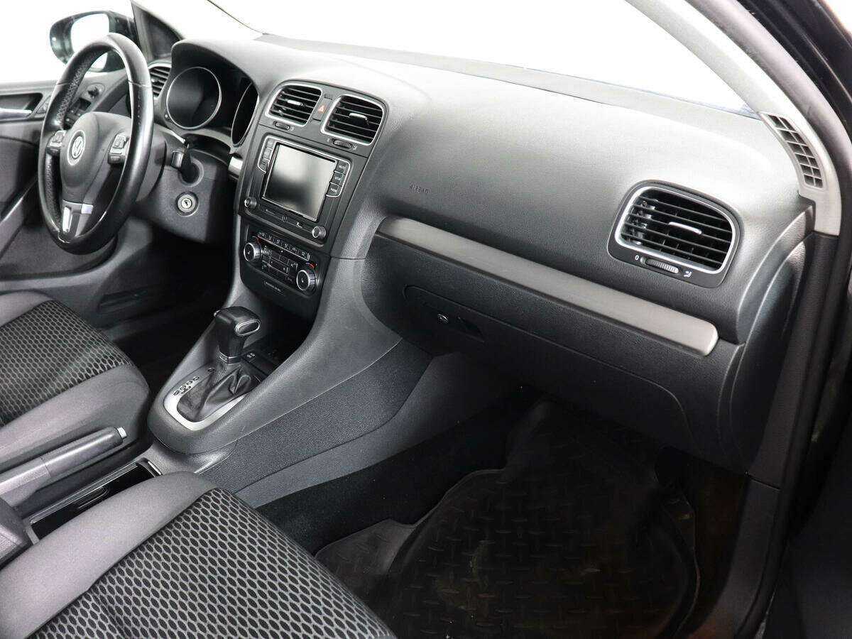 Volkswagen Golf, 2009 - 146 557 км. | Фото №6