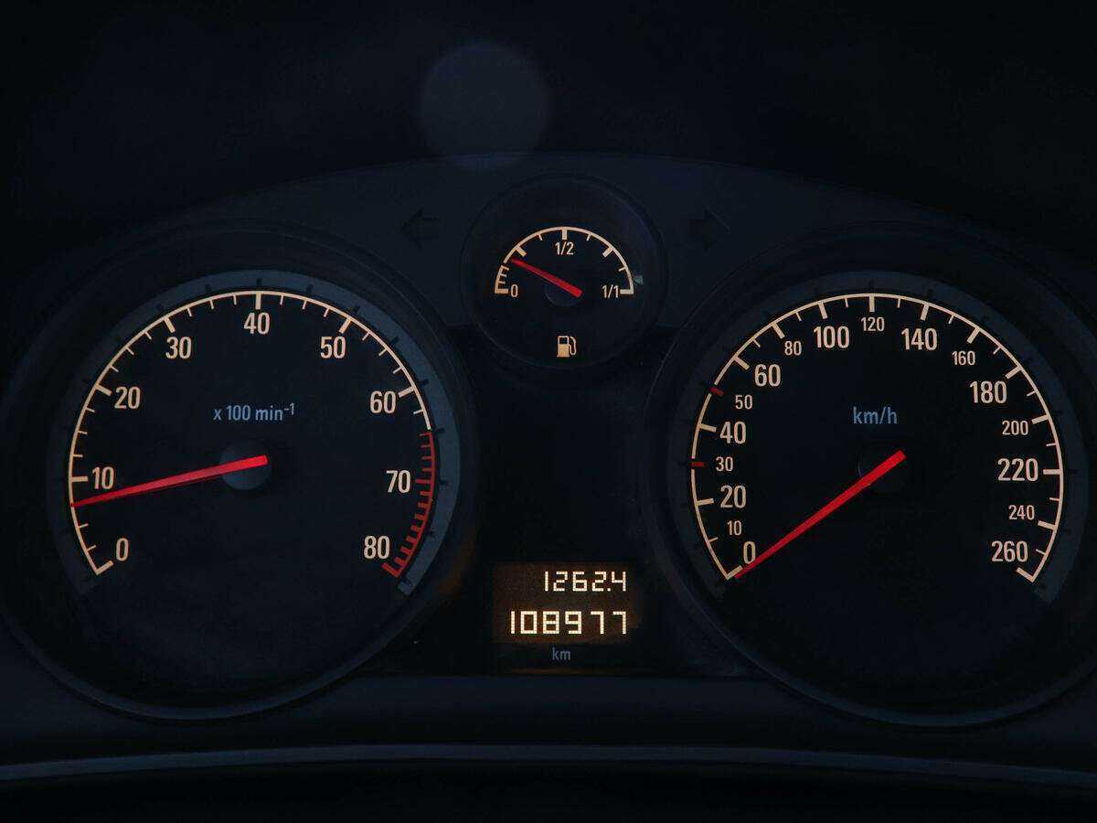 Opel Astra, 2011 Фото №11