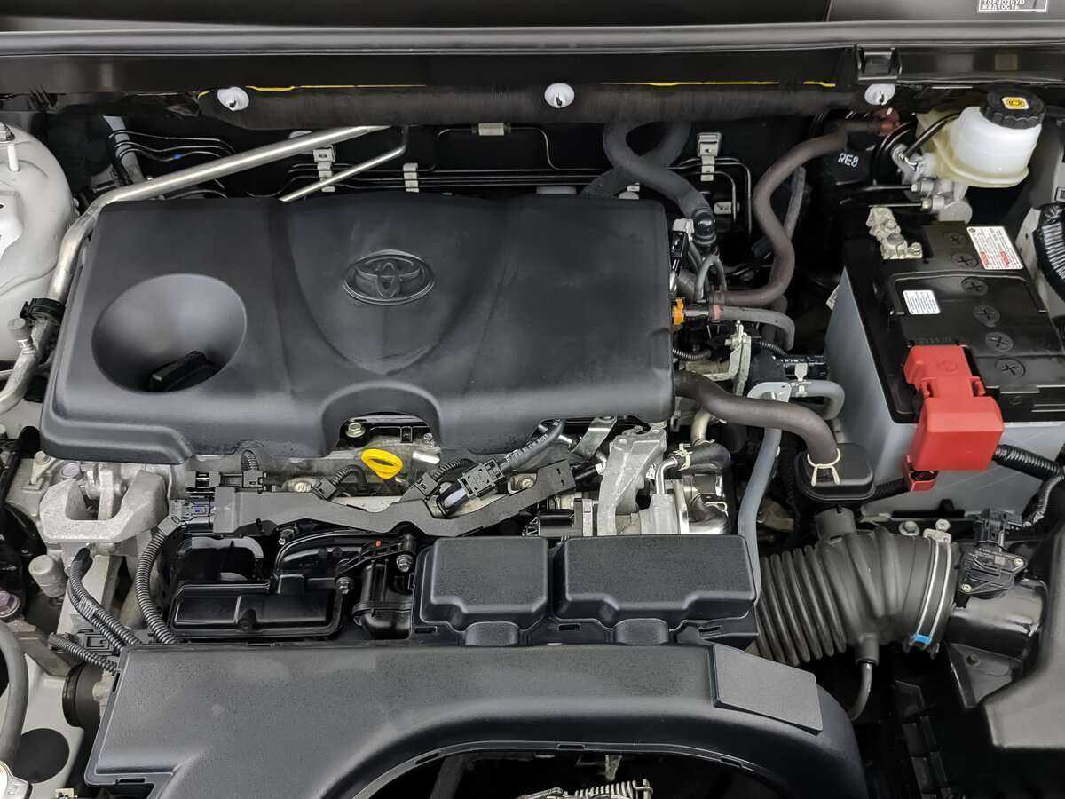 Toyota RAV4, 2022 Фото №9