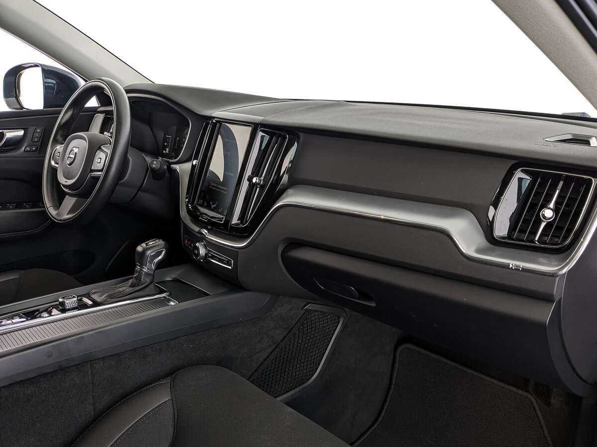 Volvo XC60, 2019 Фото №9