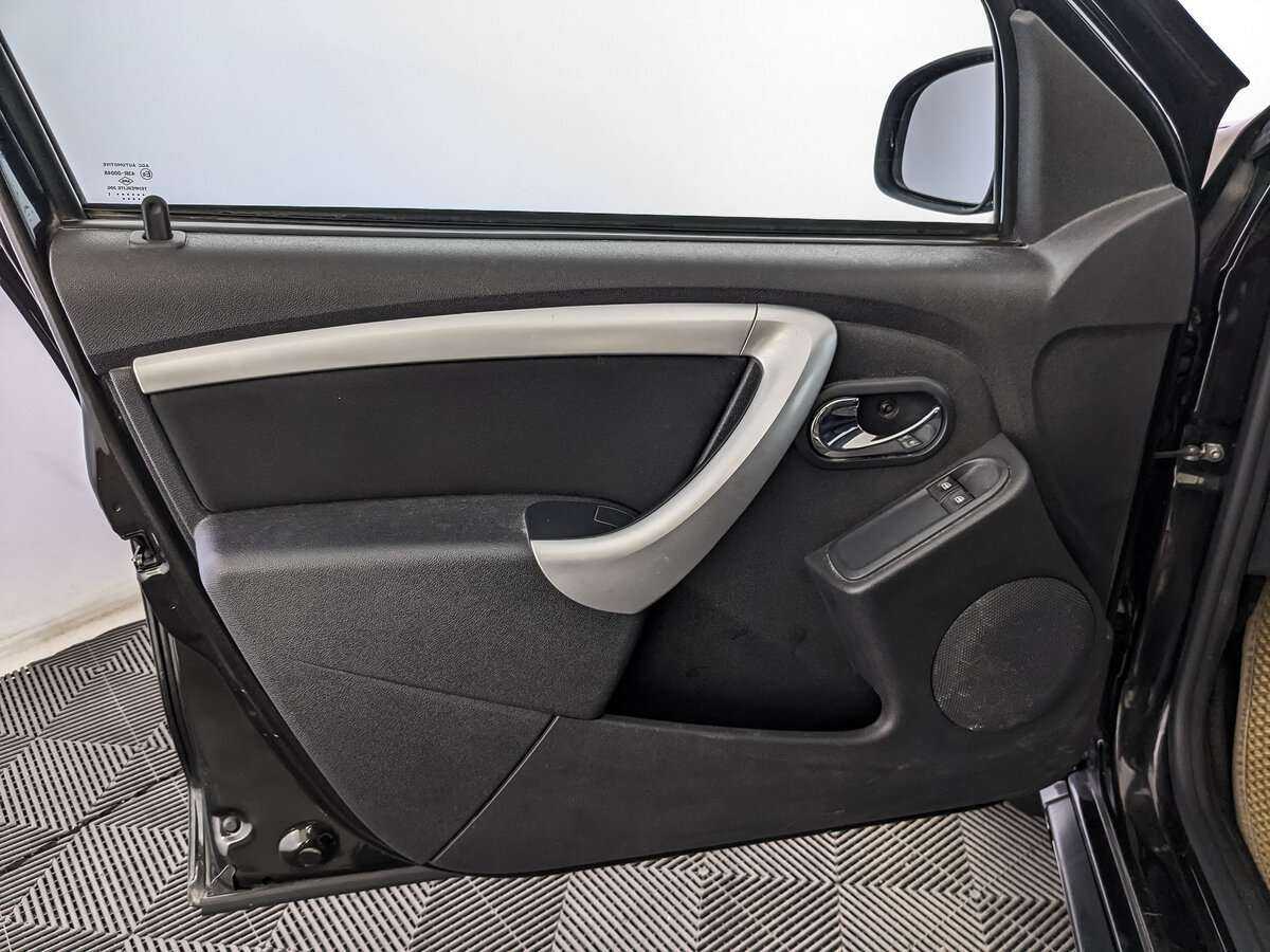 Nissan Terrano, 2021 Фото №15