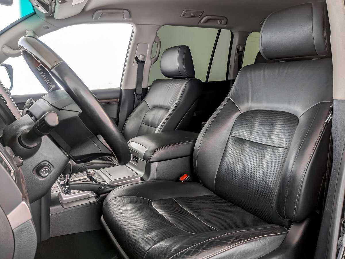 Toyota Land Cruiser, 2019 Фото №16