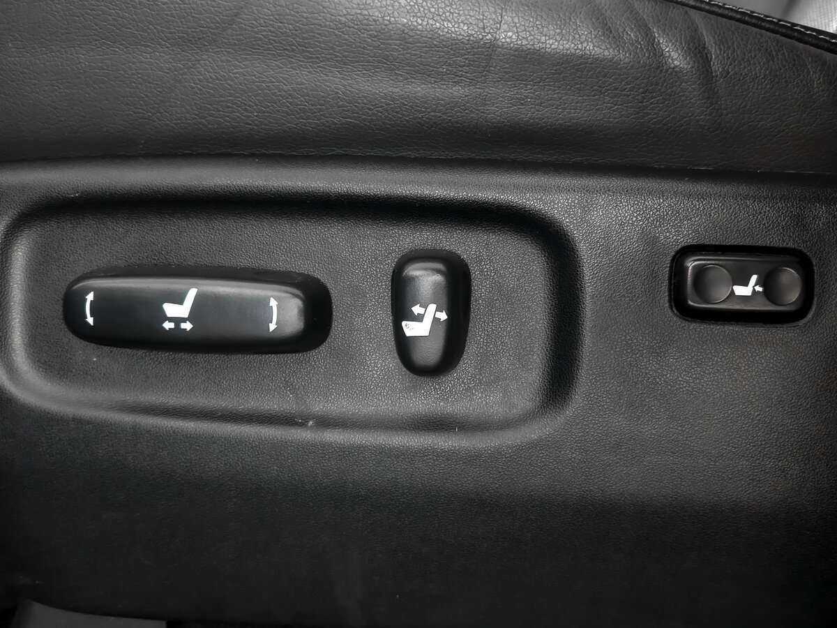 Toyota Land Cruiser, 2019 Фото №17