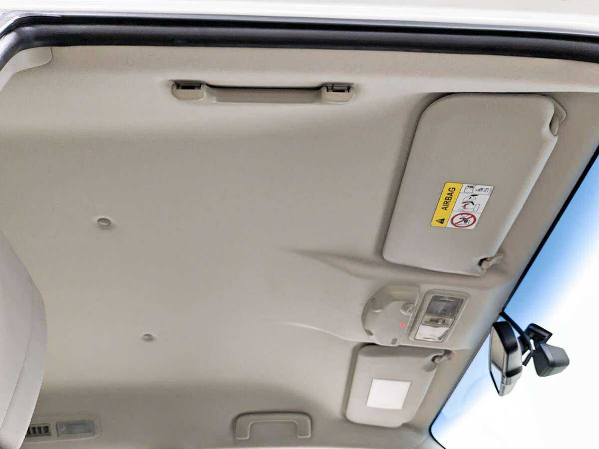 Mitsubishi Pajero, 2019 Фото №19