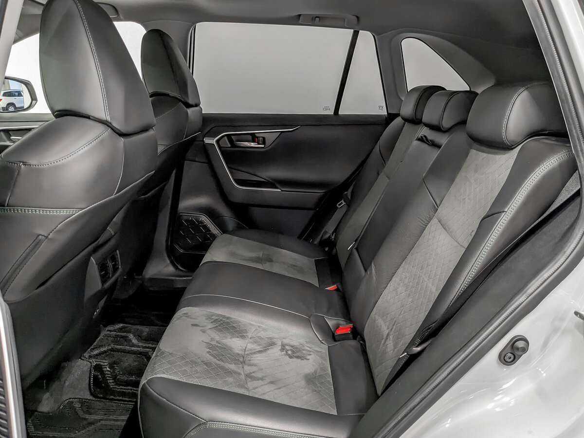 Toyota RAV4, 2022 Фото №9