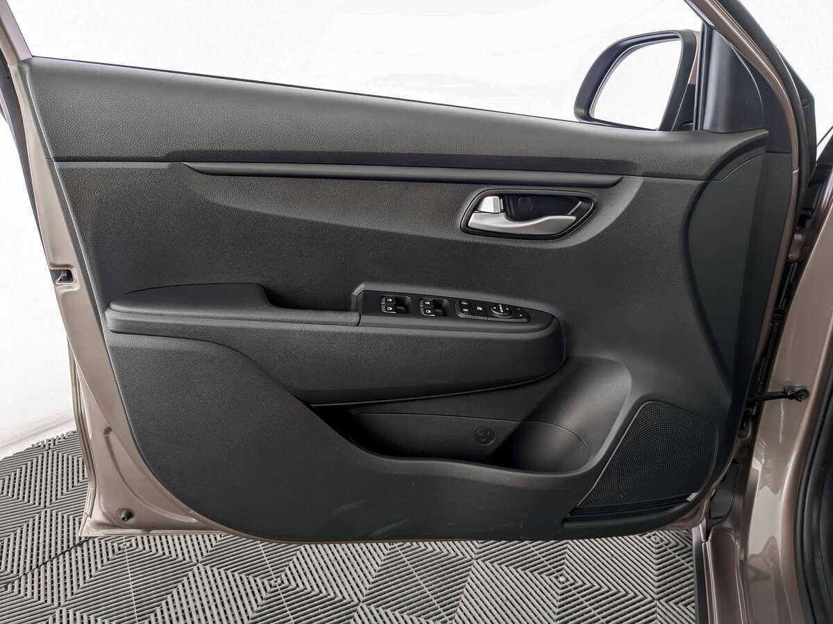 Kia Rio X-Line, 2019 Фото №15