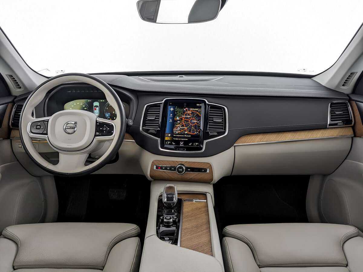 Volvo XC90 B5, 2021 Фото №12