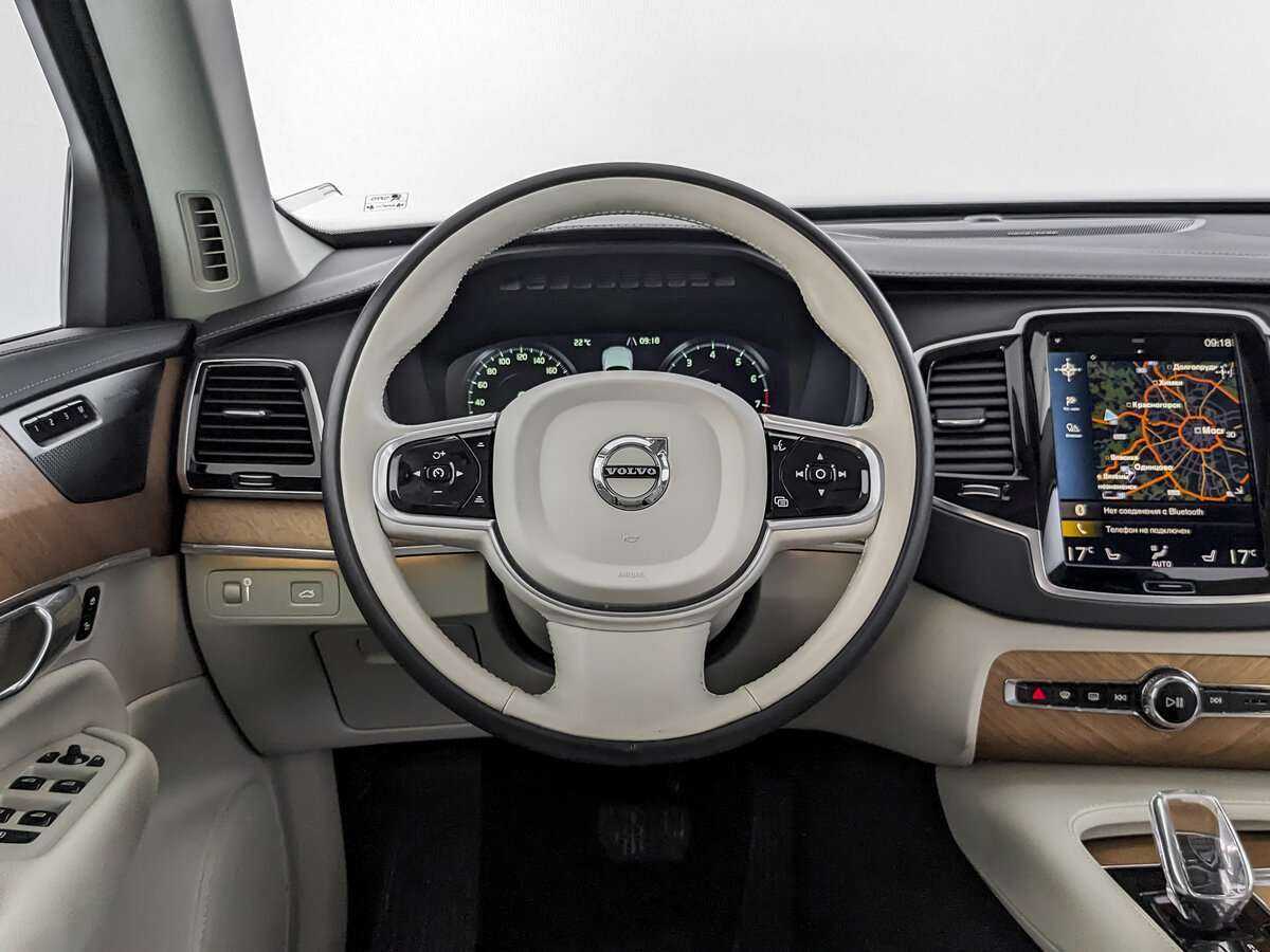 Volvo XC90 B5, 2021 Фото №17